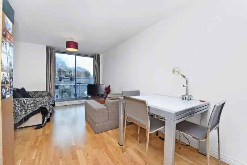 1 bed flat for sale