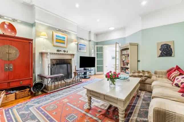5 Bedroom Terraced House for Sale in Ritherdon Road London SW17