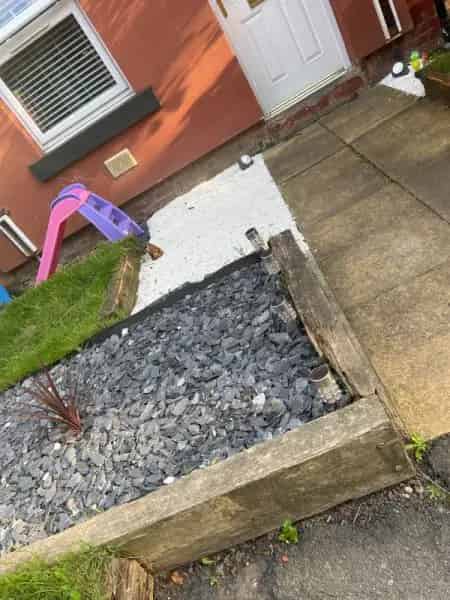 2 Bedroom End Terrace House for Sale