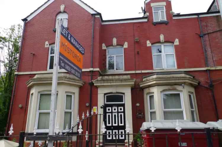 1 Bedroom House Share with En-Suite Near Town Centre