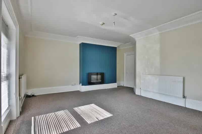 3 Bedroom Flat for Sale