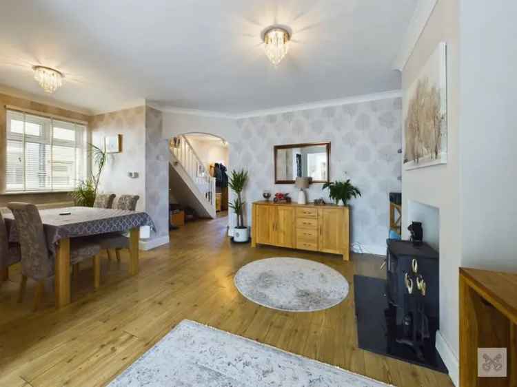 3 Bedroom Semi Detached House for Sale Ramsgate Kent