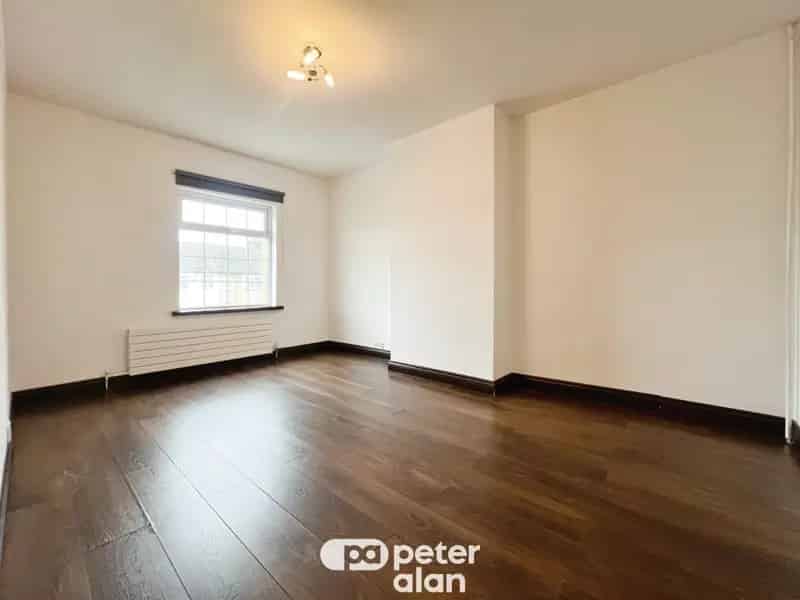 Three Bedroom House in Tremorfa Available Immediately