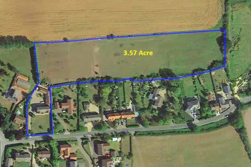4 Bedroom Detached House with Equestrian Facilities