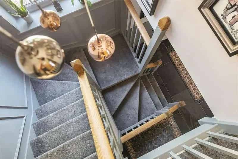 6 Bed House For Sale Family Home Excellent Entertaining Space