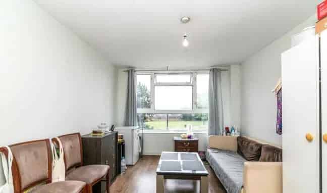 2 3 Bedroom Flat Near Stratford Leyton Stations