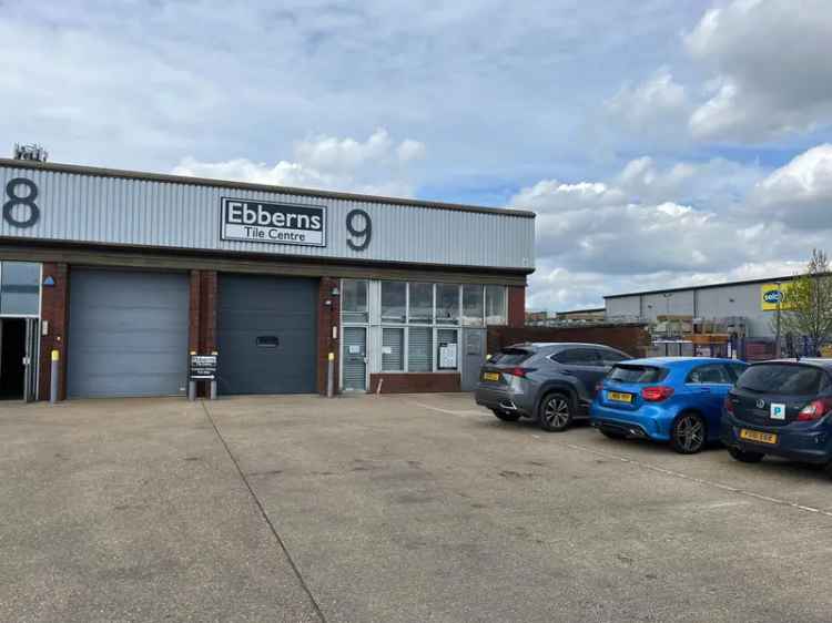 Industrial For Rent in Dacorum, England