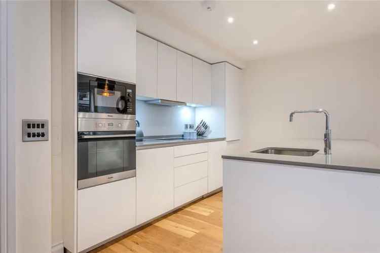 1 Bedroom Flat for Sale near Kensington High Street