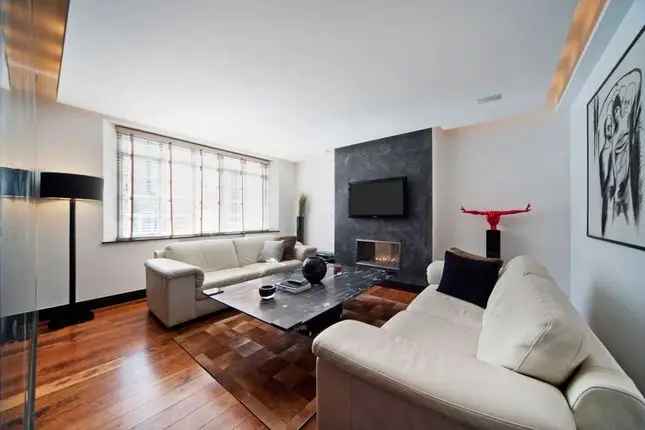 Flat for sale in Sloane Street, Knightsbridge, London SW1X