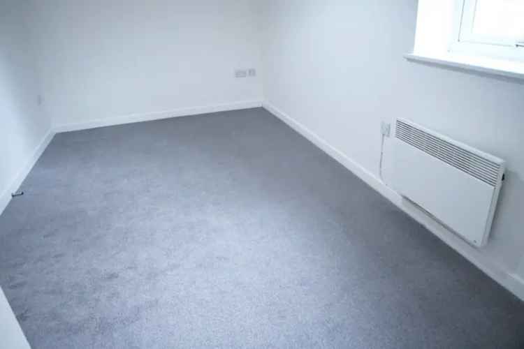 1 Bedroom Flat For Sale Near Canal