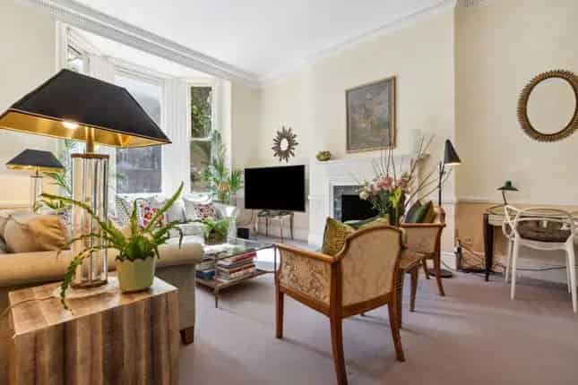 Maisonette for Sale in Cheyne Gardens Chelsea SW3