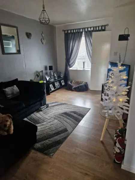 House For Rent in Walsall, England