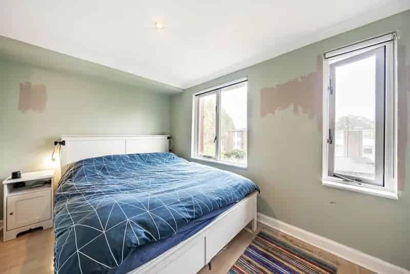 4 Bedroom 3 Bathroom Modern House Near Dacres Wood Nature Reserve