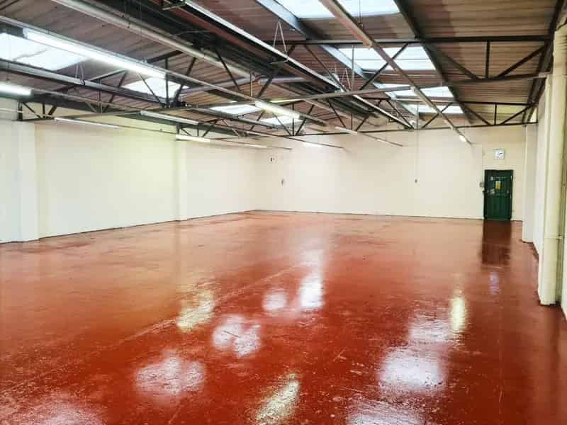 Unit 12 Vastre Industrial Estate 3245 sq ft