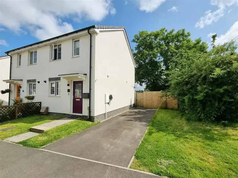 2 Bedroom House for Sale Modern Semi Detached House