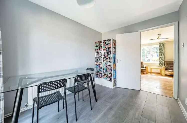 3 Bed House for Sale Near Guildford