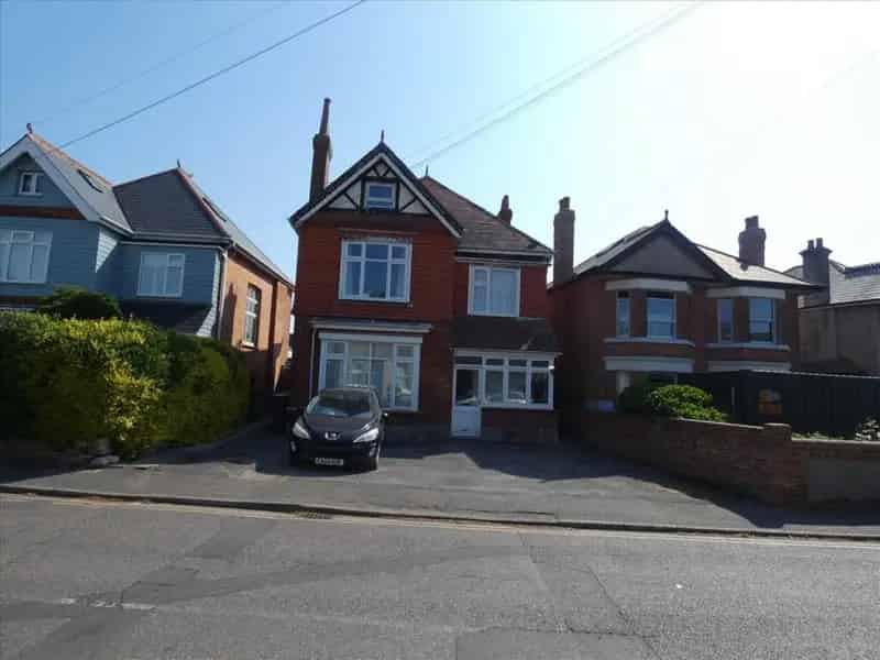 5 Bedroom Detached HMO For Sale -  £31140 Annual Income