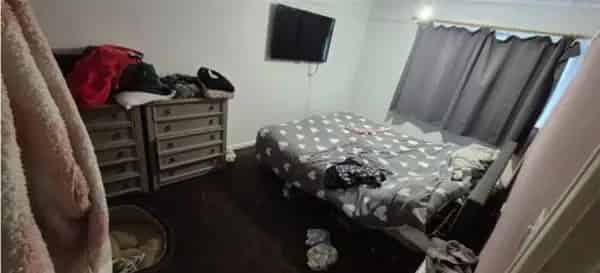 2 Bed Bungalow in Quiet Village Disability Adapted Wet Room