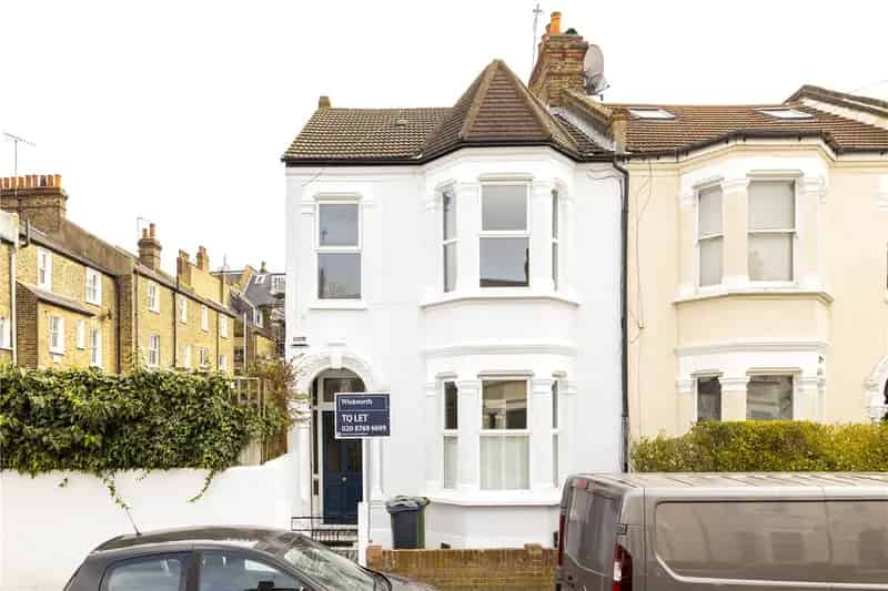 4 Bedroom Victorian House in London - Family Home or Professional Sharers