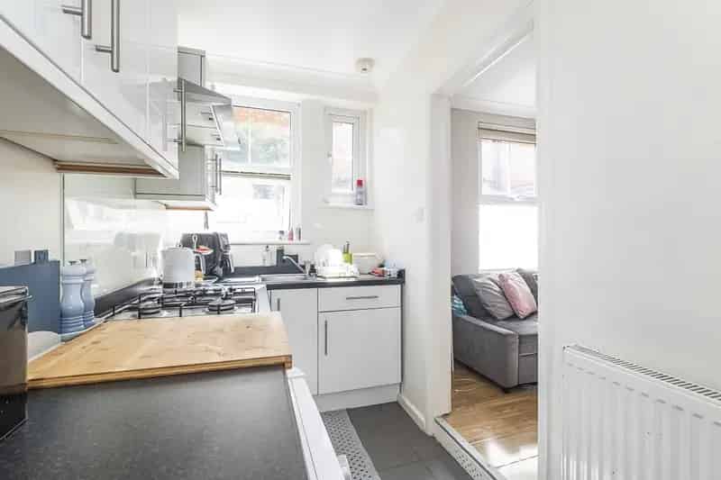 2 Bedroom Maisonette to Rent near Wimbledon Chase Station