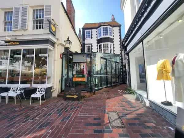 Leisure property For Rent , 36, East Street, Brighton, England