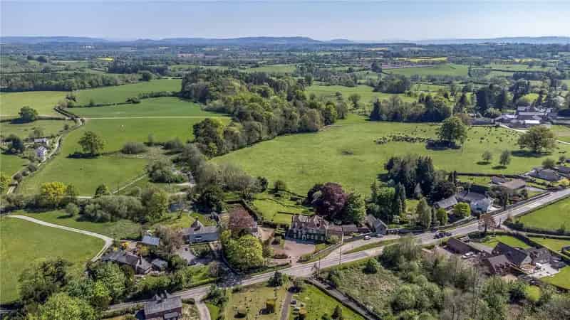 7 Bedroom Grade II Listed Vicarage Titley Herefordshire