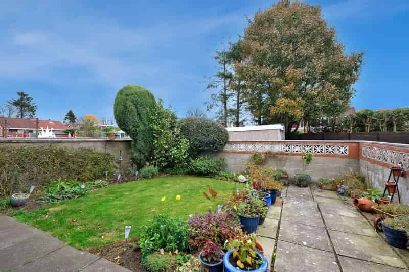 Westhill End Terrace Villa - Family Home