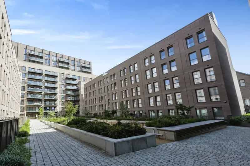 3 Bedroom Flat for Sale Upton Gardens London E13