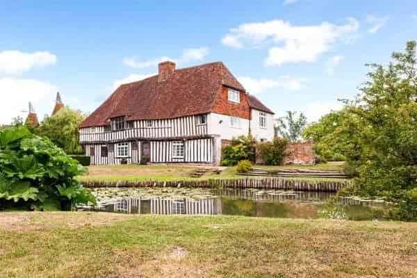 Ulcombe Road, Headcorn, Ashford, Kent, TN27 9JY | Property for sale | Savills