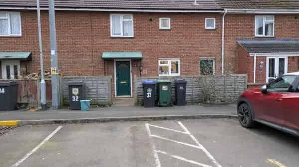 3 Bedroom House with Large Garden