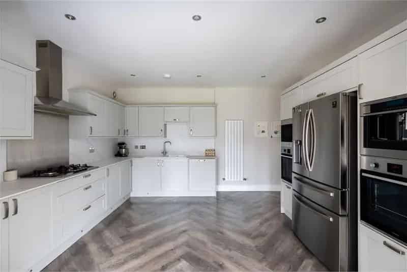 4 Bed Detached Bungalow Eskbank - Modern Open Plan Living