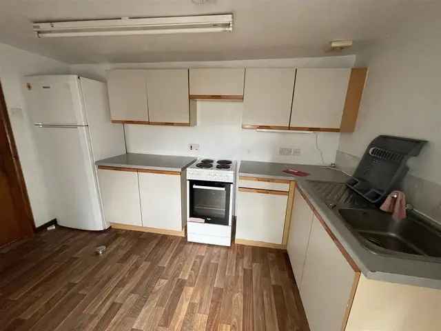 2 bedroom flat  for sale