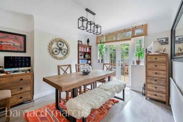 3 Bed Semi-Detached House Whyteleafe Hill Family Home