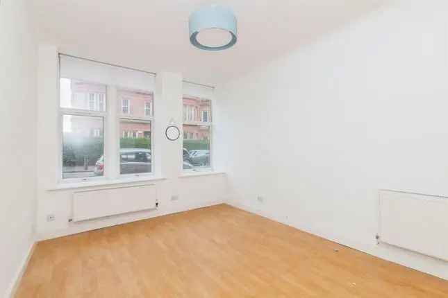 Flat for sale in Deanston Drive, Shawlands, Glasgow G41