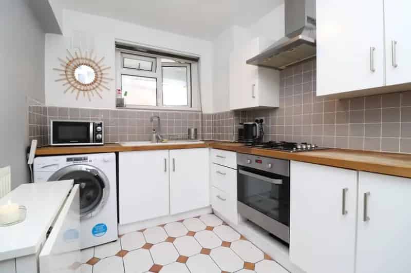 2 Bedroom Flat to Rent near Bethnal Green
