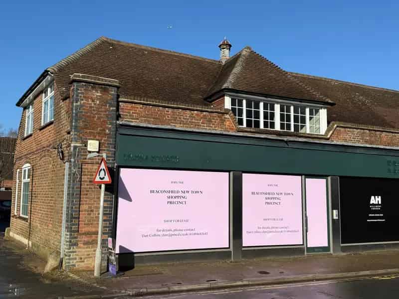 Beaconsfield New Town Retail Unit 582 sq ft To Let