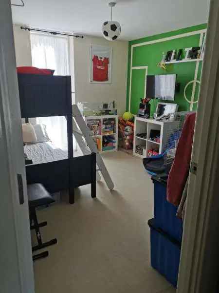 Flat For Rent in London, England