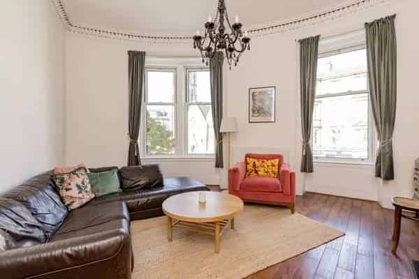 1 Bedroom Flat House to Rent