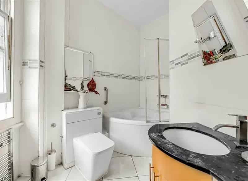 3 Bedroom Flat near South Kensington and Knightsbridge Tubes