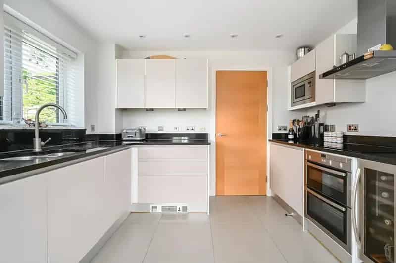 4 Bedroom Detached House for Sale in Ovingdean