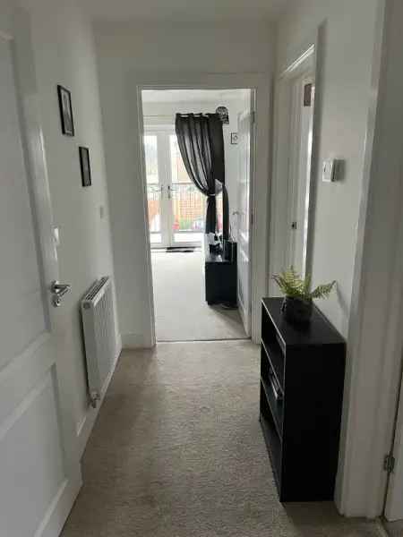 Flat For Rent in Havant, England