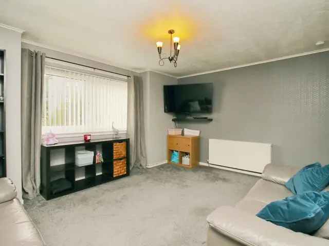 2 bedroom flat  for sale