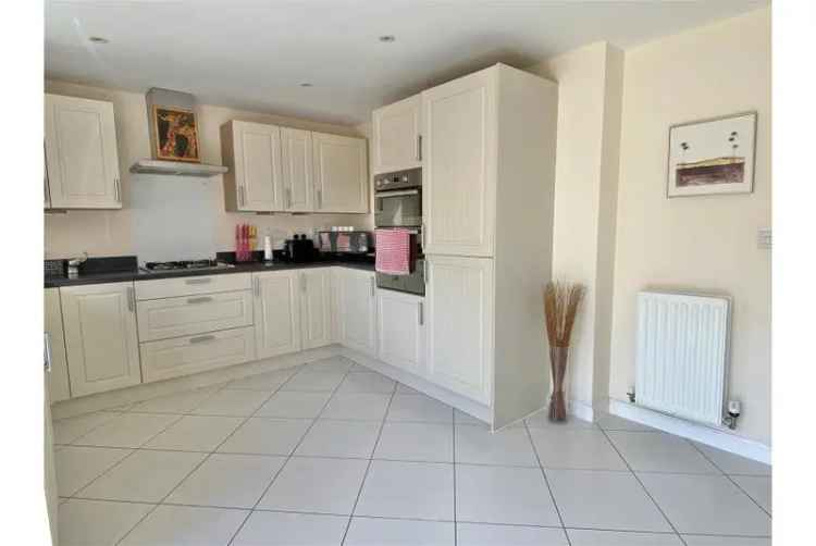 3 Bed Detached House for Sale in Shrewsbury Bowbrook