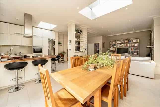 5 Bedroom Period Home London N10