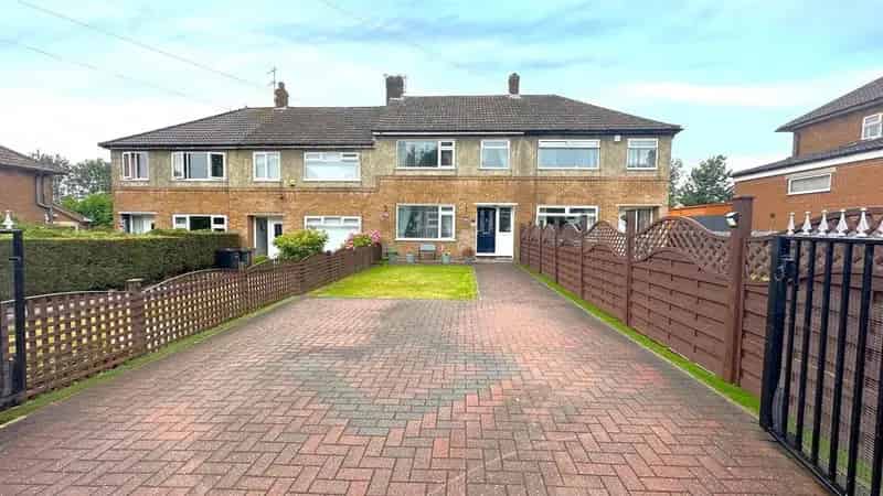 3 Bedroom Townhouse for Sale Eccleshill