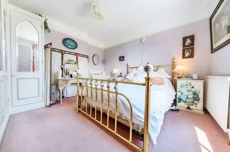 4 Bed Edwardian Villa For Sale Near Emsworth Train Station