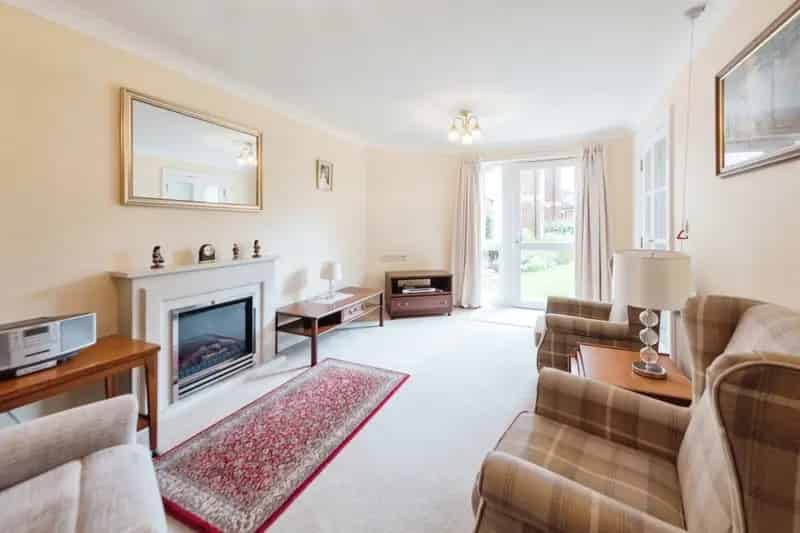 Retirement Property Ground Floor One Bedroom Double Spacious Lounge Kitchen Shower Room Parking