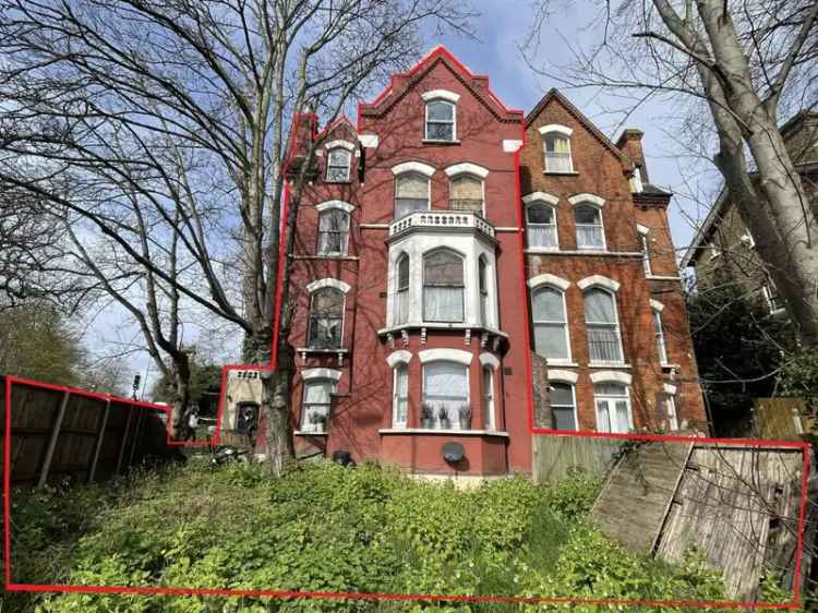 House For Sale in 86, London Road, London, England