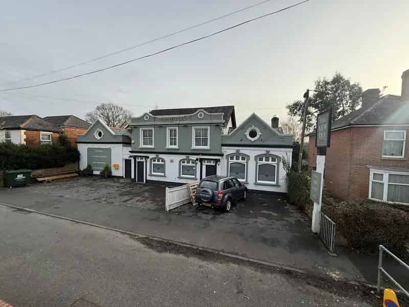 Freehold Pub Totton Southampton 4386 sq ft