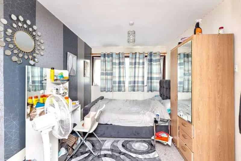 4 Bed House For Sale - Buy To Let Investment Opportunity